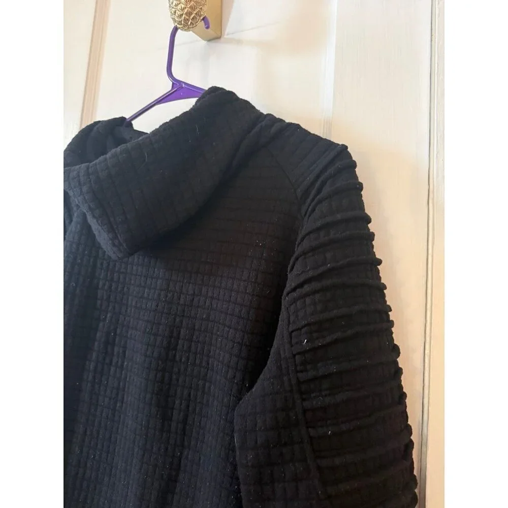 SIIMHWRSS men’s size X-Large black sweater